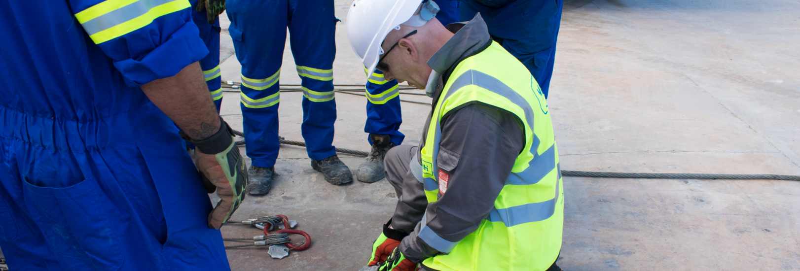 New alliances for lifting training services