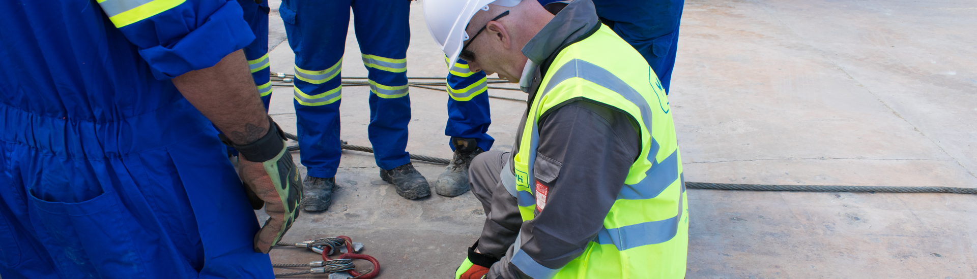 New alliances for lifting training services